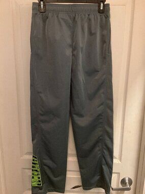 Boy's Puma Jogging Pants  Size Large (14-16)